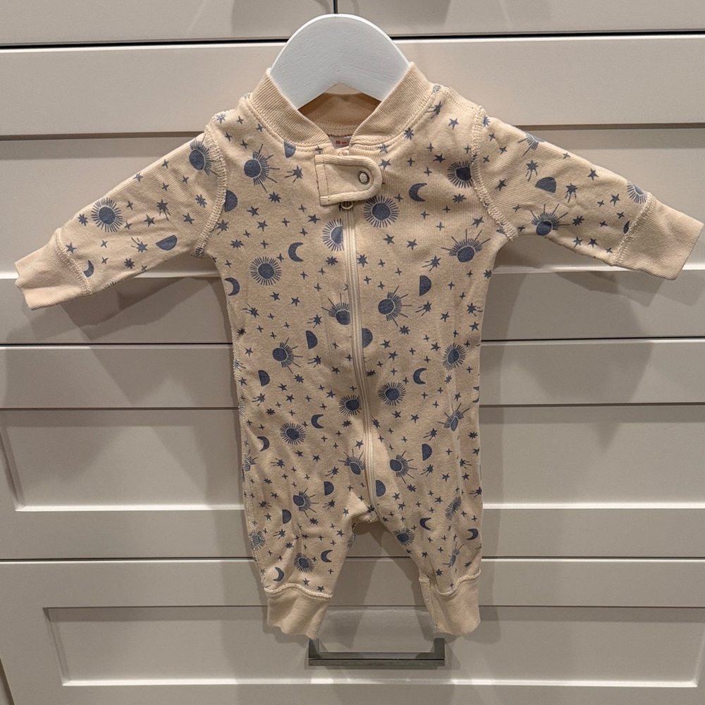 Hanna Andersson Cream and Blue Celestial Kids Footie